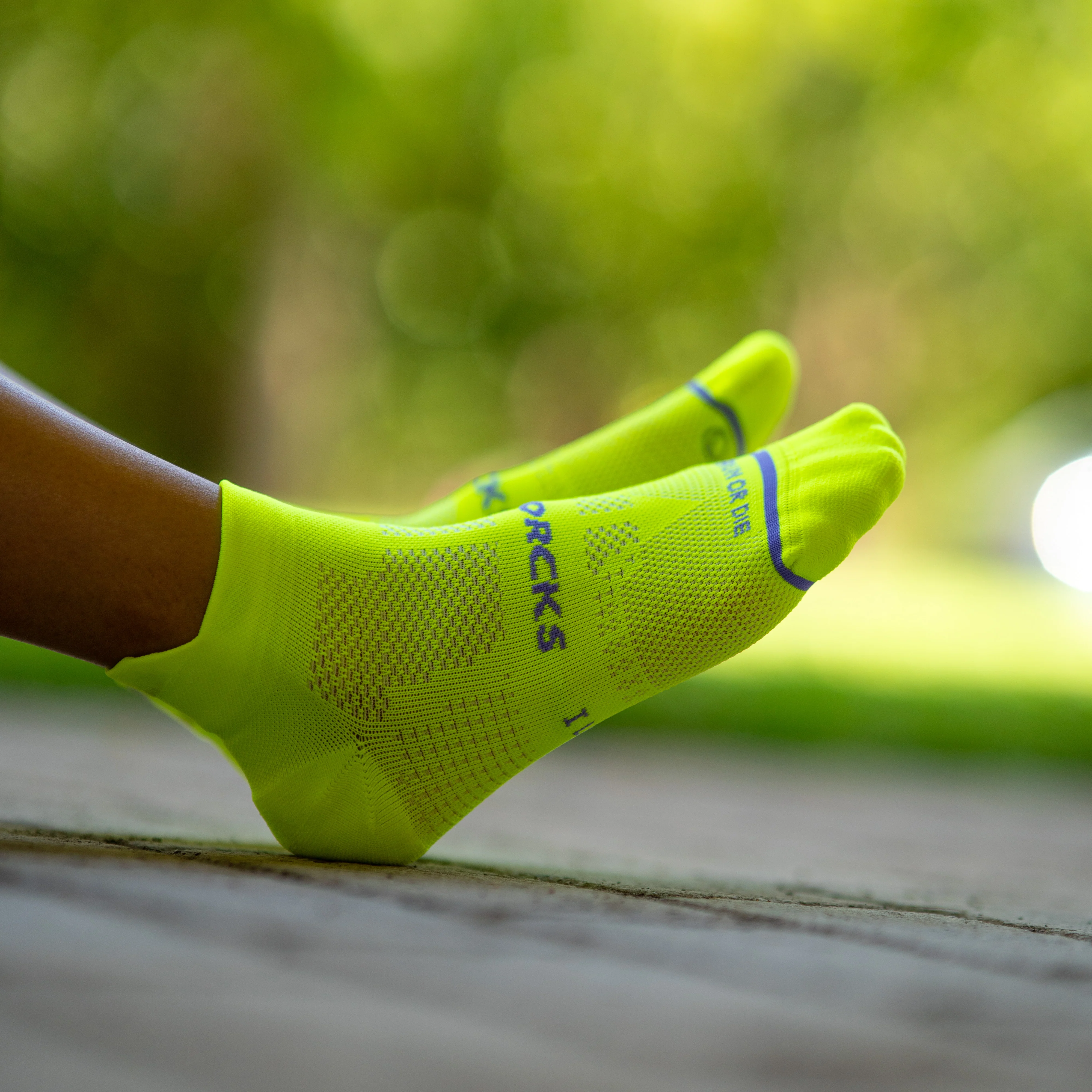 NOOSA YELLOW V2 - CALCETÍN RUNNING - Image 2